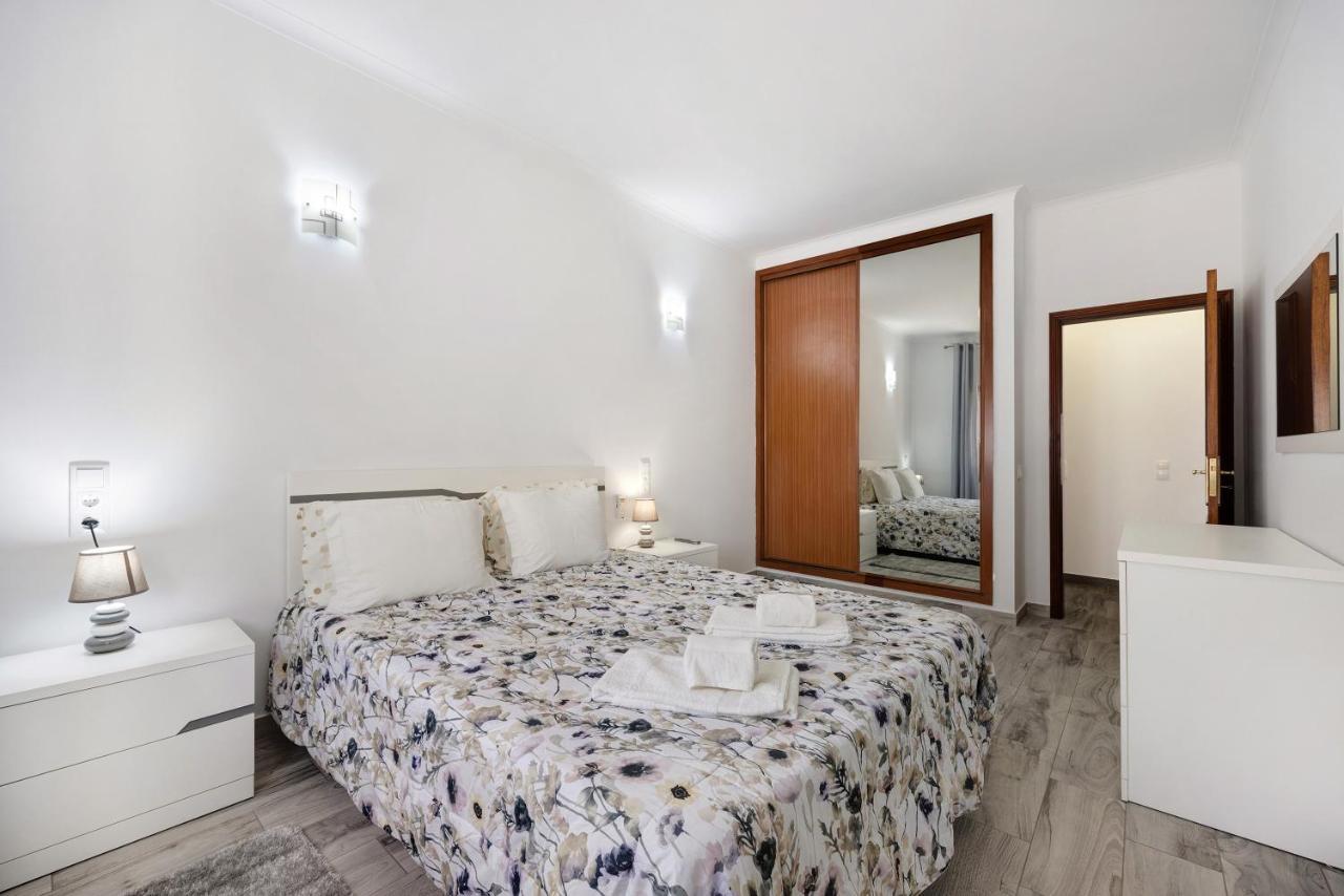 דירות לאגוּ‏ש Casa Violeta מראה חיצוני תמונה
