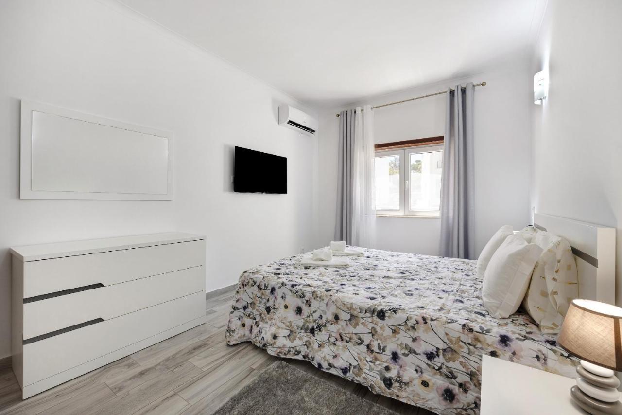 דירות לאגוּ‏ש Casa Violeta מראה חיצוני תמונה